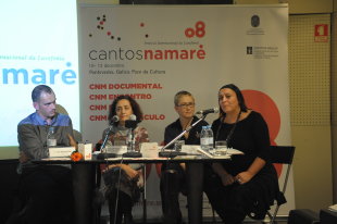 Presentación de Cantos na Maré no Porto