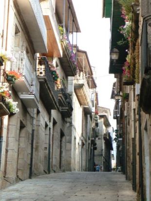 Rúa do casco vello de Ribadavia, un dos mellor conservados do país