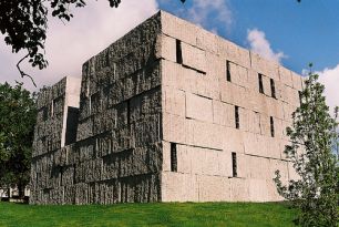 O conservatorio folque, agora aCentral, instalarase na Escola de Altos Estudos Musicais